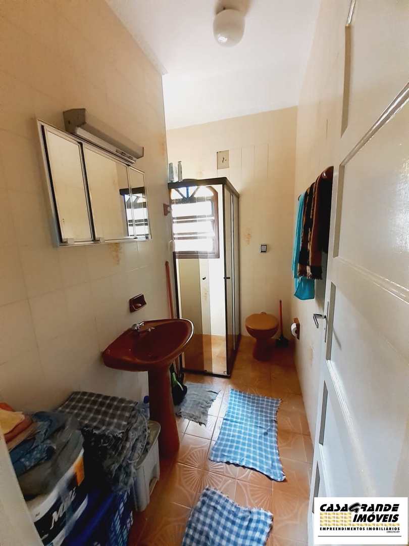 Casa à venda com 2 quartos, 98m² - Foto 14