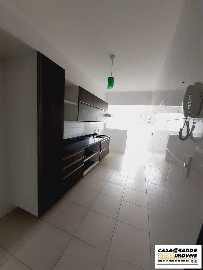 Apartamento à venda com 3 quartos, 110m² - Foto 18