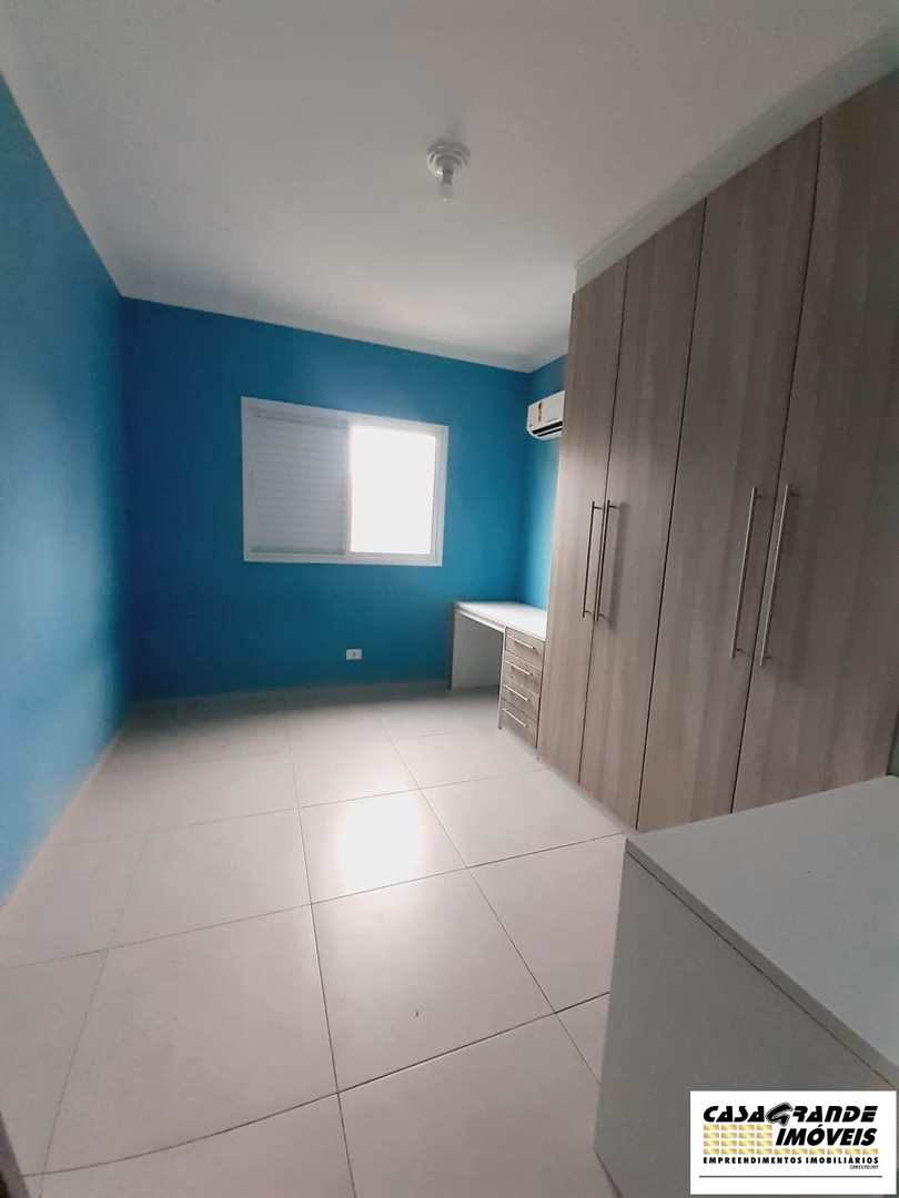 Apartamento à venda com 3 quartos, 110m² - Foto 13