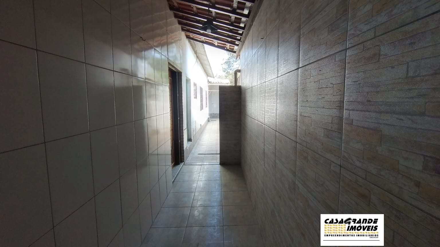 Casa à venda com 2 quartos, 70m² - Foto 22