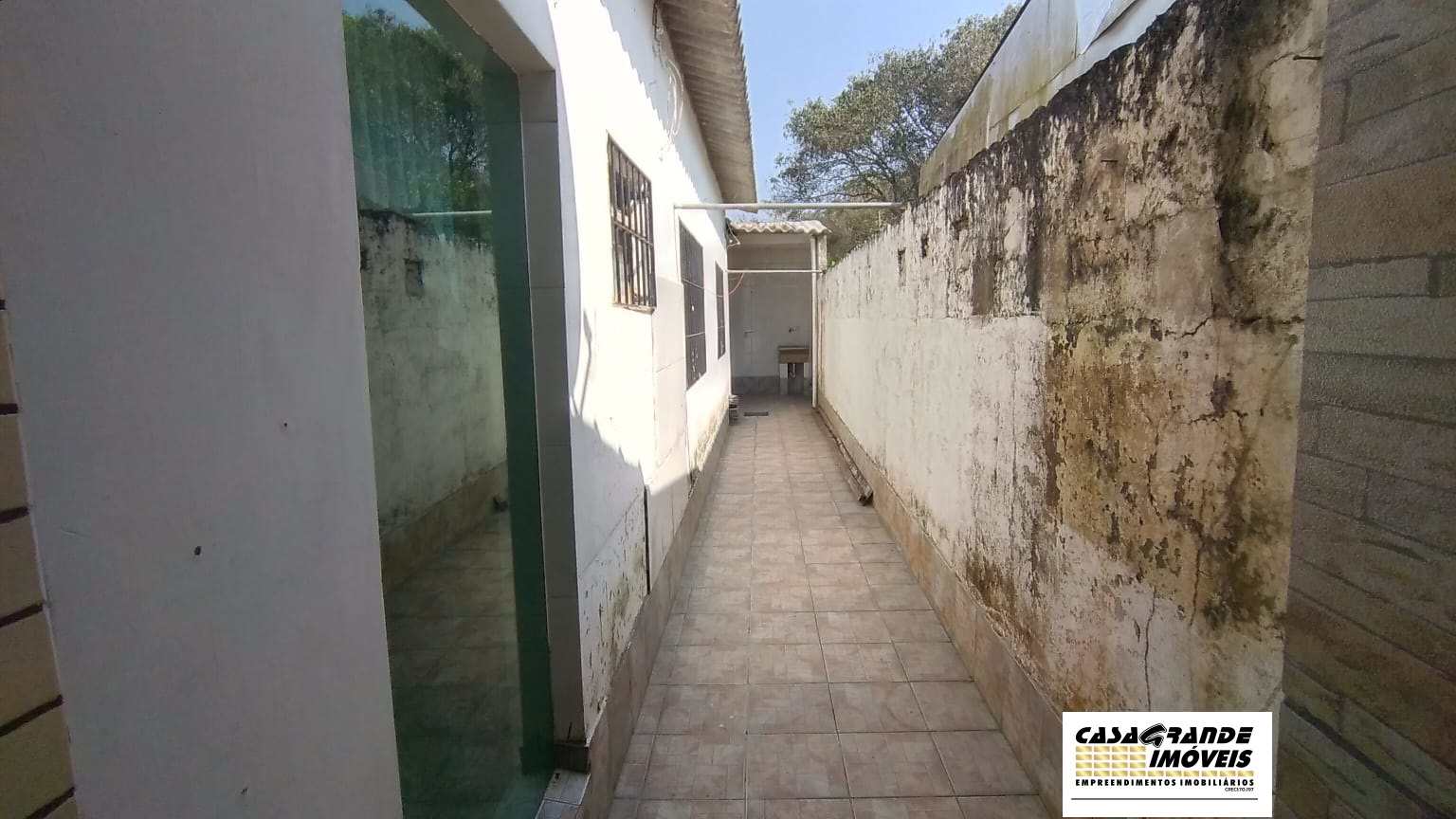 Casa à venda com 2 quartos, 70m² - Foto 24