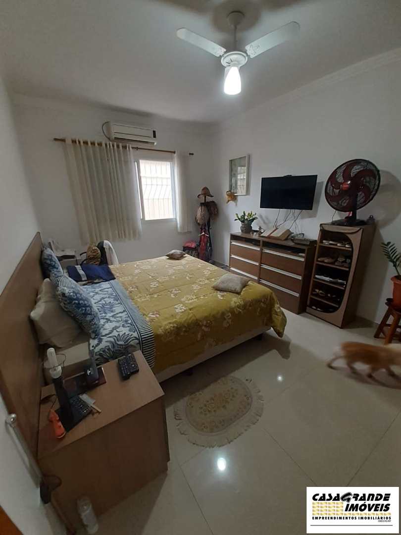 Casa à venda com 3 quartos, 248m² - Foto 31