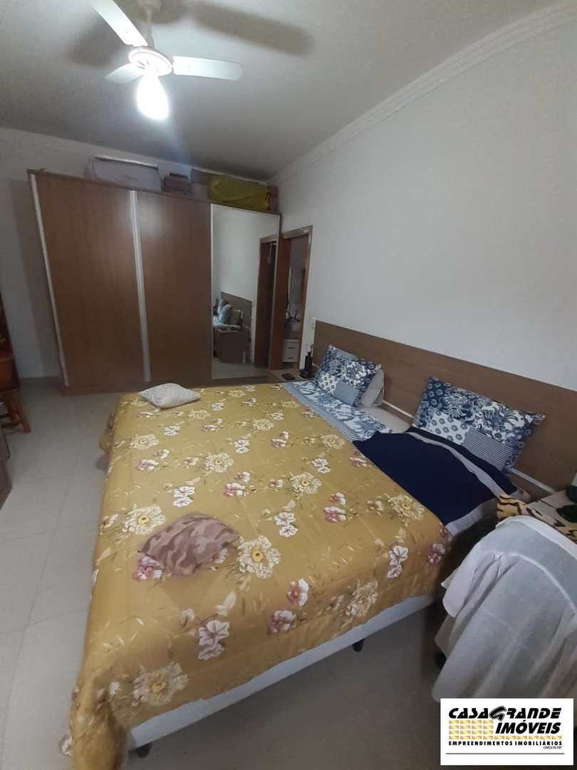 Casa à venda com 3 quartos, 248m² - Foto 35