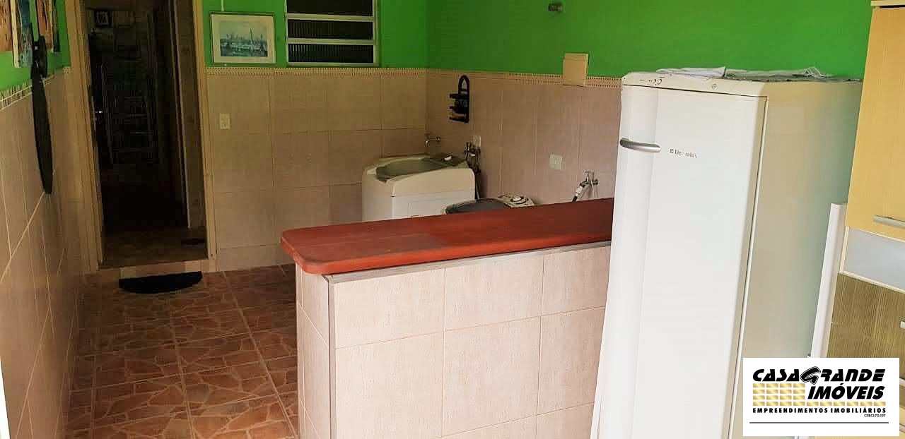 Casa à venda com 3 quartos, 169m² - Foto 10