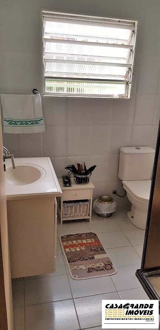 Casa à venda com 3 quartos, 169m² - Foto 13