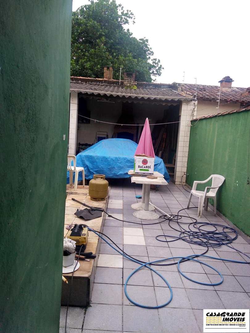 Casa à venda com 3 quartos, 250m² - Foto 11