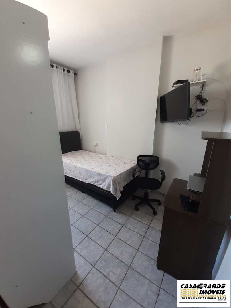 Apartamento à venda com 2 quartos, 76m² - Foto 12