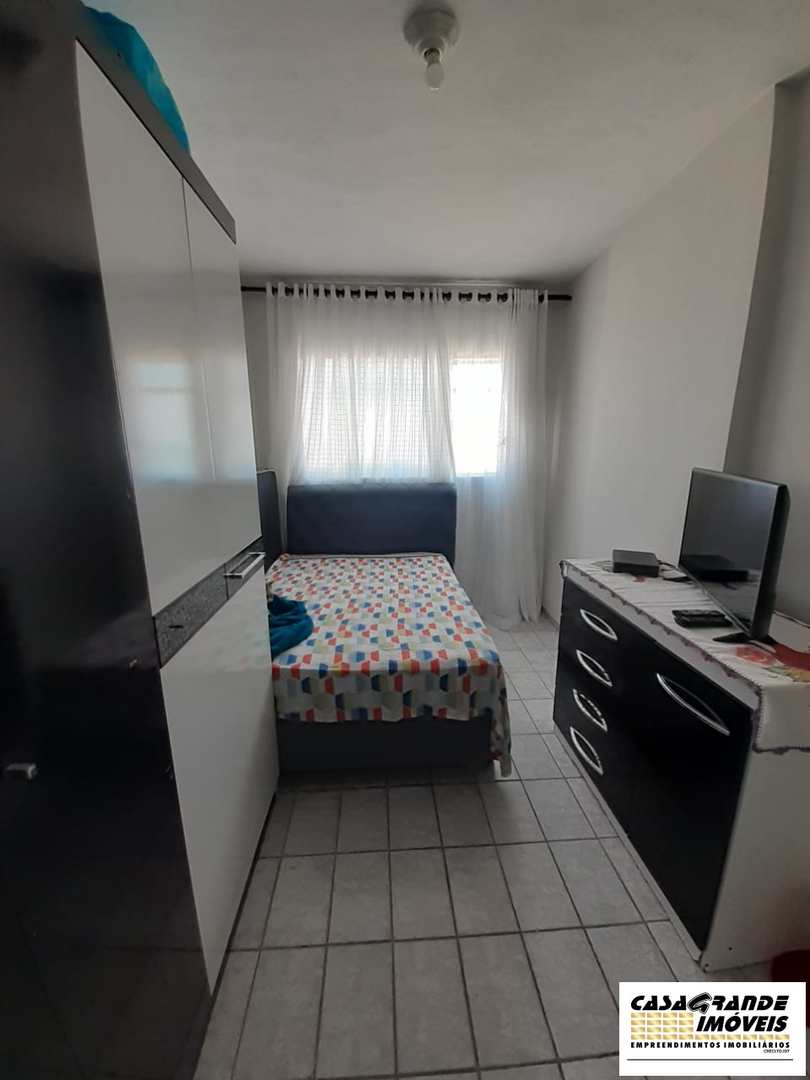 Apartamento à venda com 2 quartos, 76m² - Foto 9