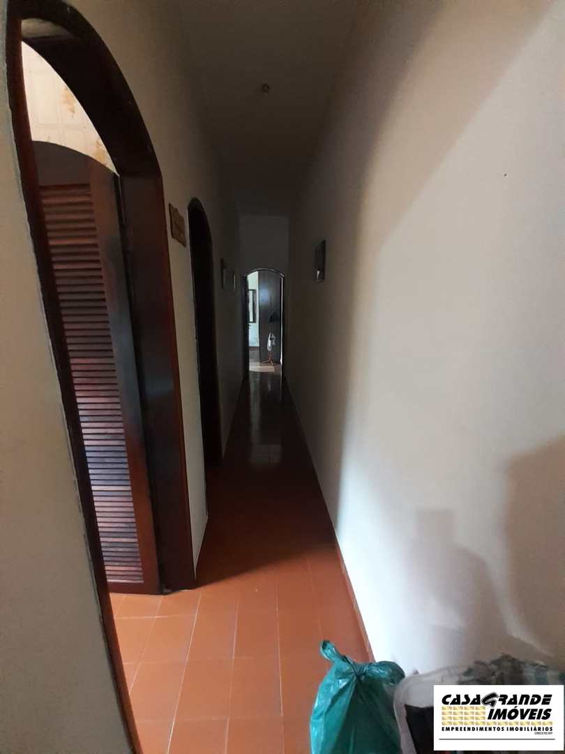 Casa à venda com 2 quartos, 85m² - Foto 17