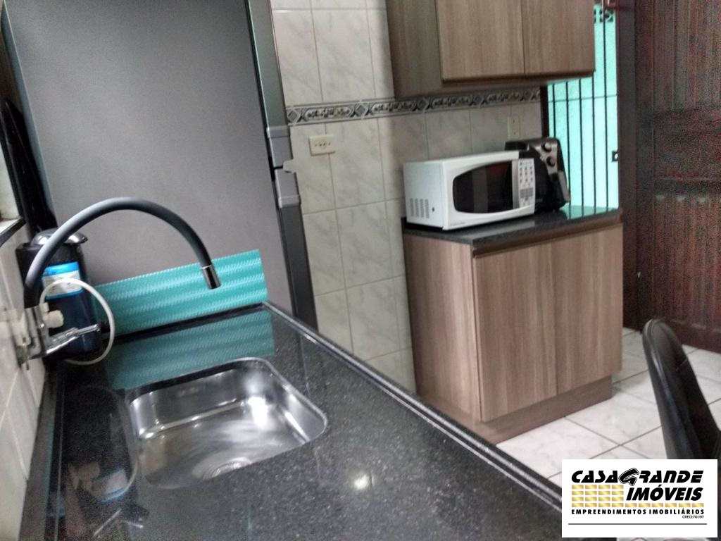 Casa à venda com 1 quarto, 34m² - Foto 9