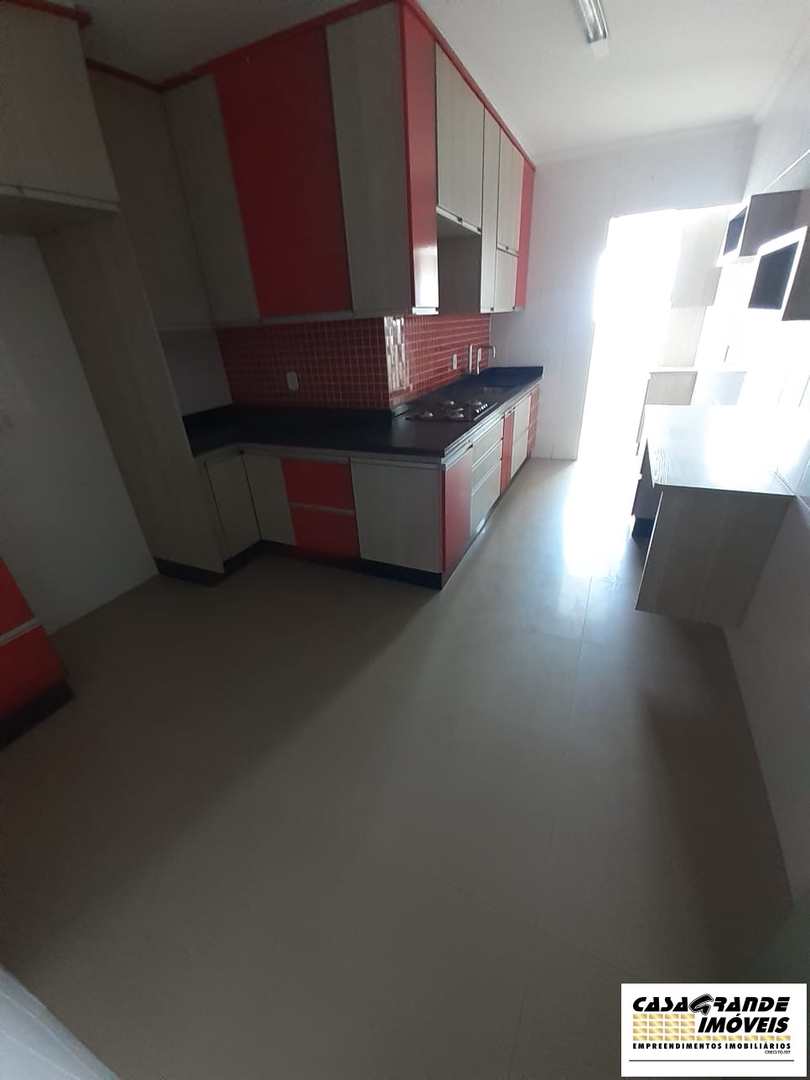 Apartamento à venda com 3 quartos, 232m² - Foto 24