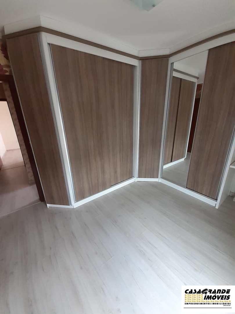 Apartamento à venda com 3 quartos, 232m² - Foto 12