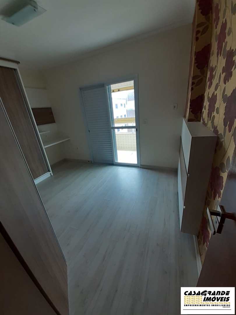 Apartamento à venda com 3 quartos, 232m² - Foto 11