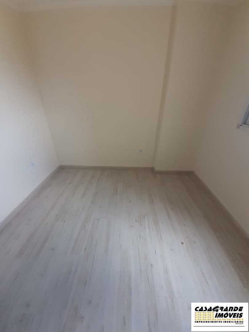 Apartamento à venda com 3 quartos, 232m² - Foto 14