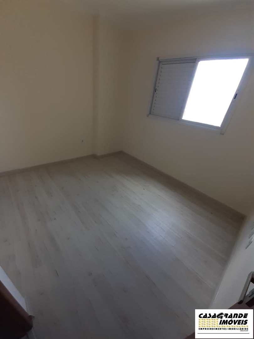 Apartamento à venda com 3 quartos, 232m² - Foto 18