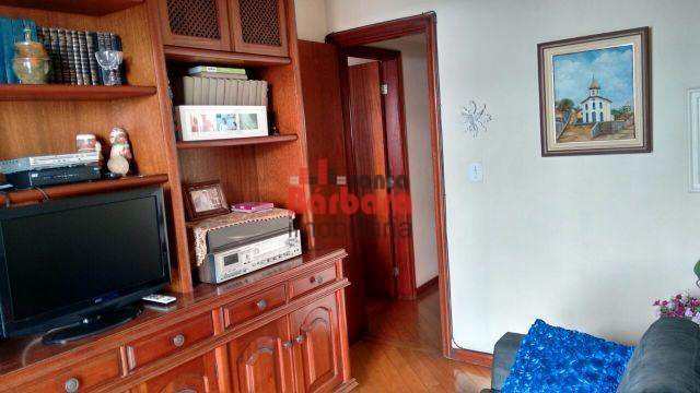 Apartamento à venda com 3 quartos, 140m² - Foto 13