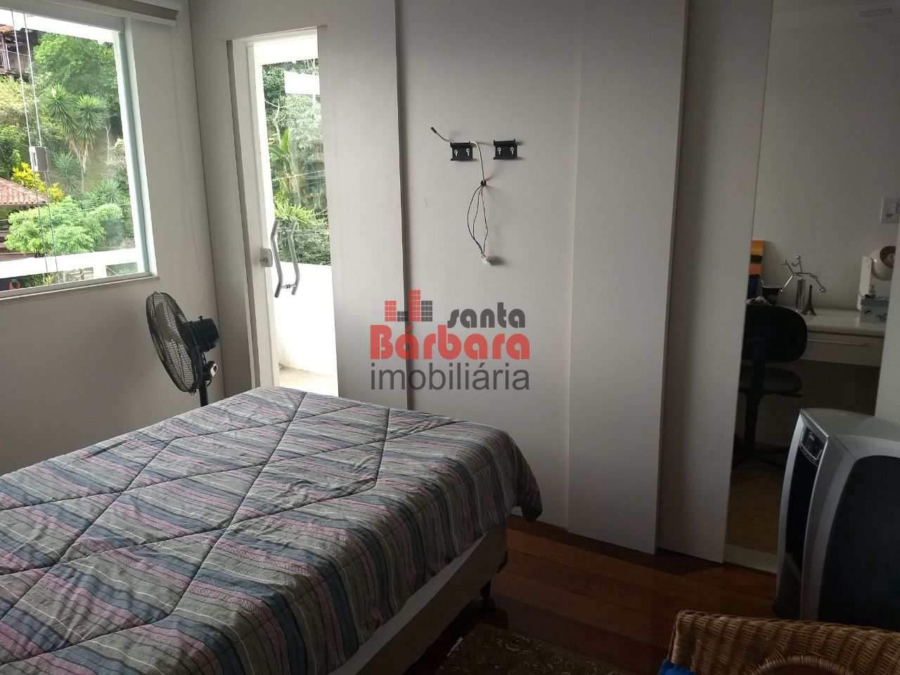 Casa à venda com 3 quartos, 200m² - Foto 21