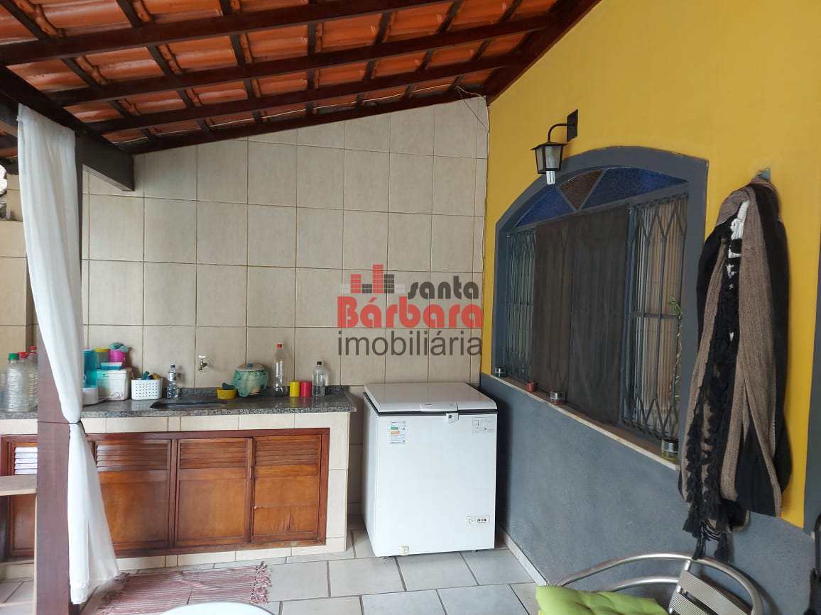 Casa à venda com 6 quartos, 100m² - Foto 14