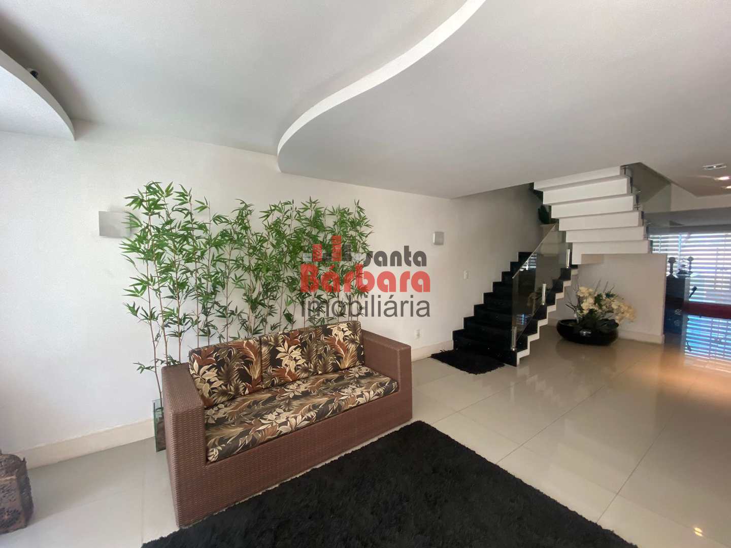 Casa à venda e aluguel com 5 quartos, 1000m² - Foto 49