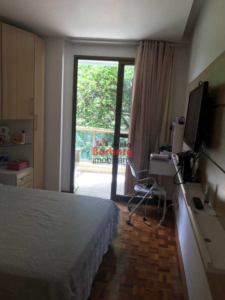 Apartamento à venda com 4 quartos, 130m² - Foto 22