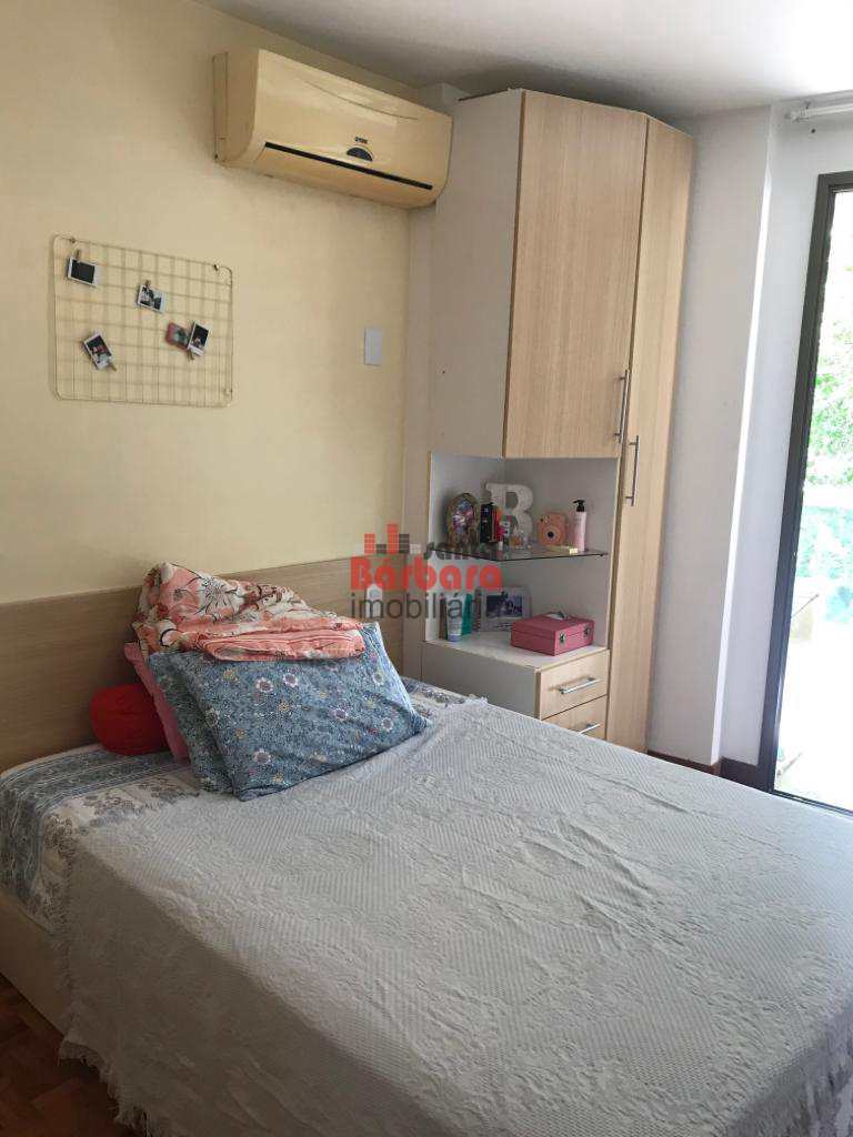 Apartamento à venda com 4 quartos, 130m² - Foto 30