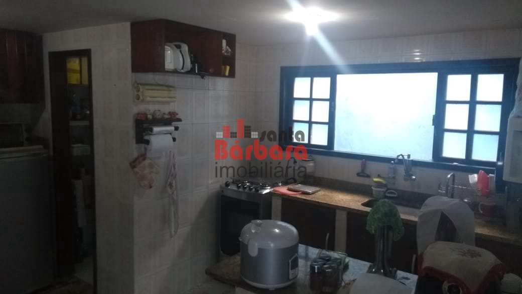 Casa à venda com 3 quartos, 350m² - Foto 19