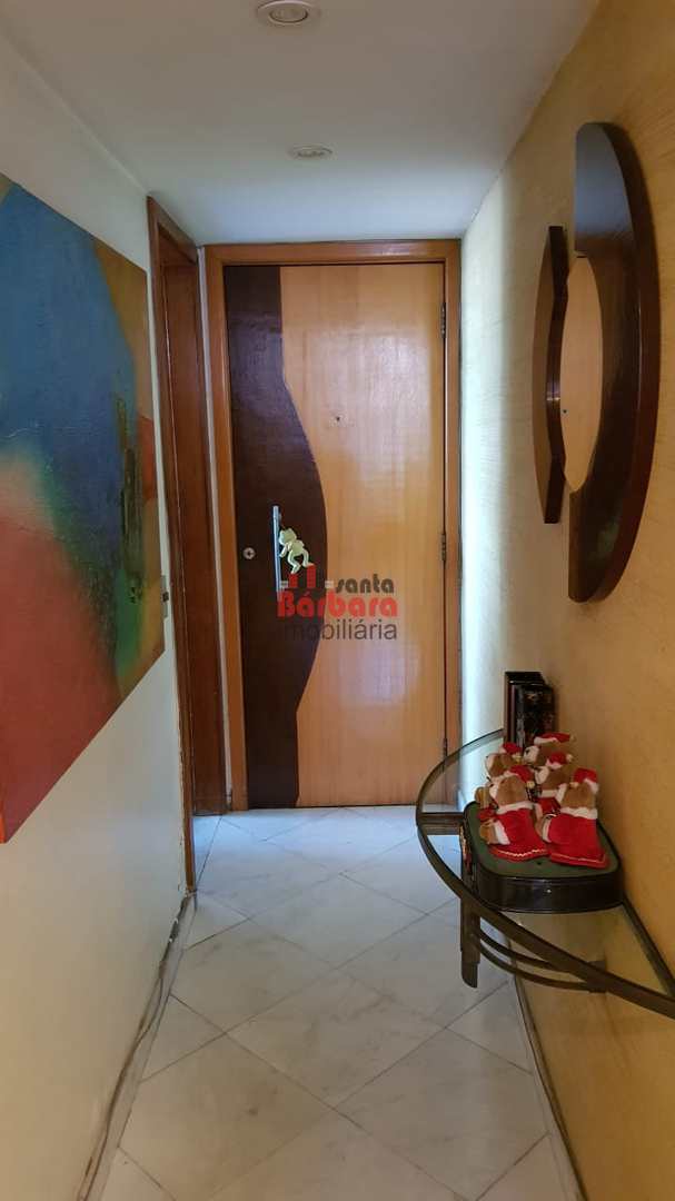 Apartamento à venda com 2 quartos, 80m² - Foto 23