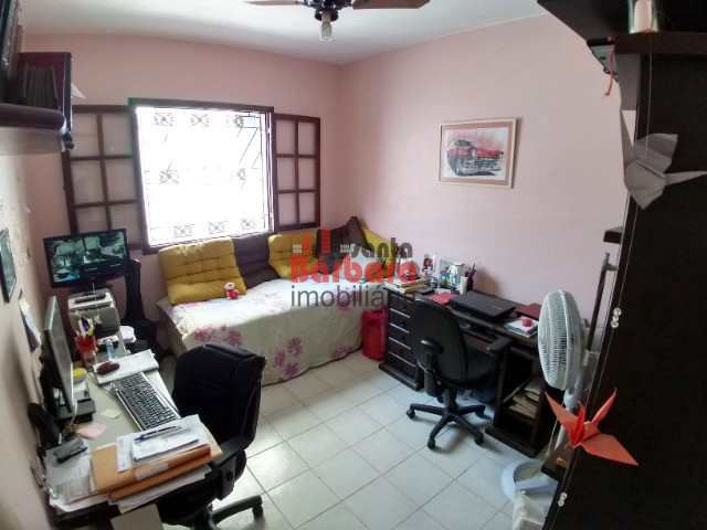 Casa à venda com 3 quartos, 250m² - Foto 10