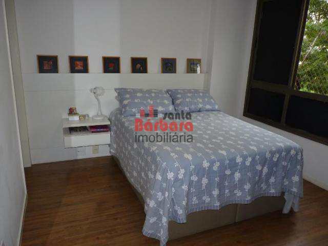 Apartamento à venda com 3 quartos, 115m² - Foto 7