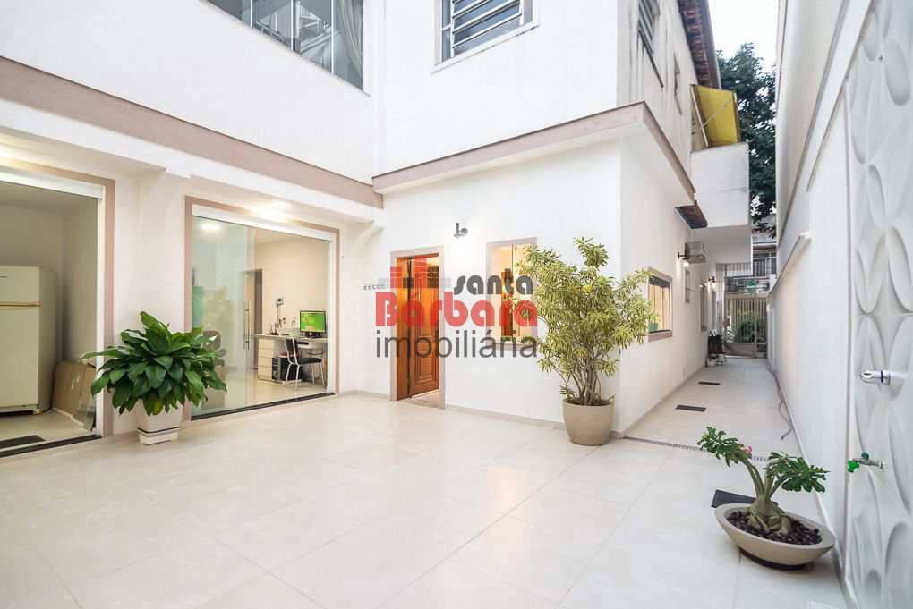 Casa à venda com 3 quartos, 268m² - Foto 28