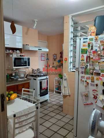 Apartamento à venda com 2 quartos, 72m² - Foto 7