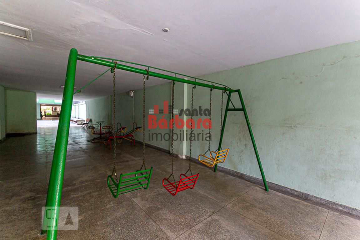 Apartamento à venda com 2 quartos, 60m² - Foto 13