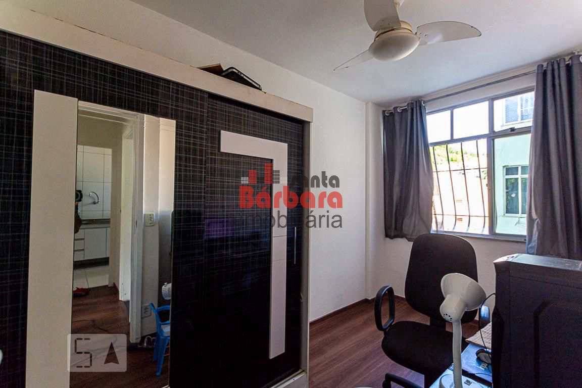 Apartamento à venda com 2 quartos, 60m² - Foto 15