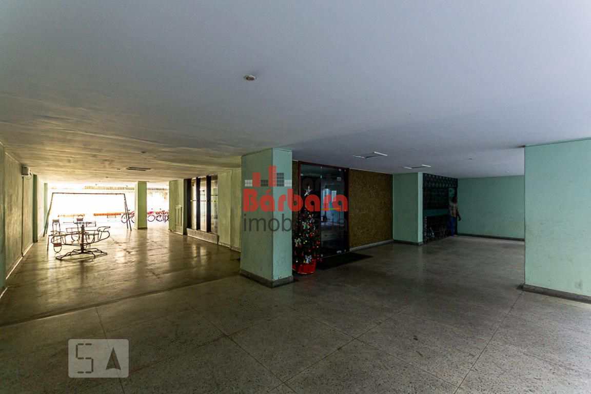 Apartamento à venda com 2 quartos, 60m² - Foto 7