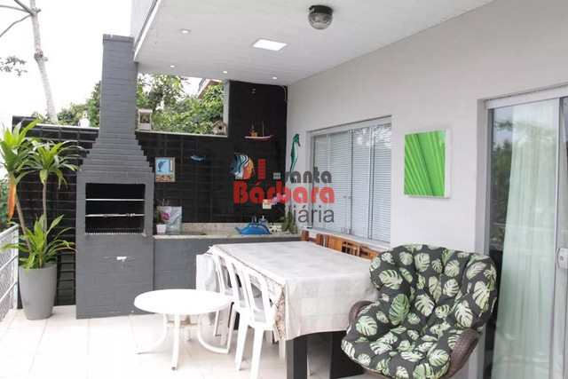 Casa à venda com 4 quartos, 240m² - Foto 34