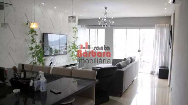 Casa à venda com 4 quartos, 240m² - Foto 31