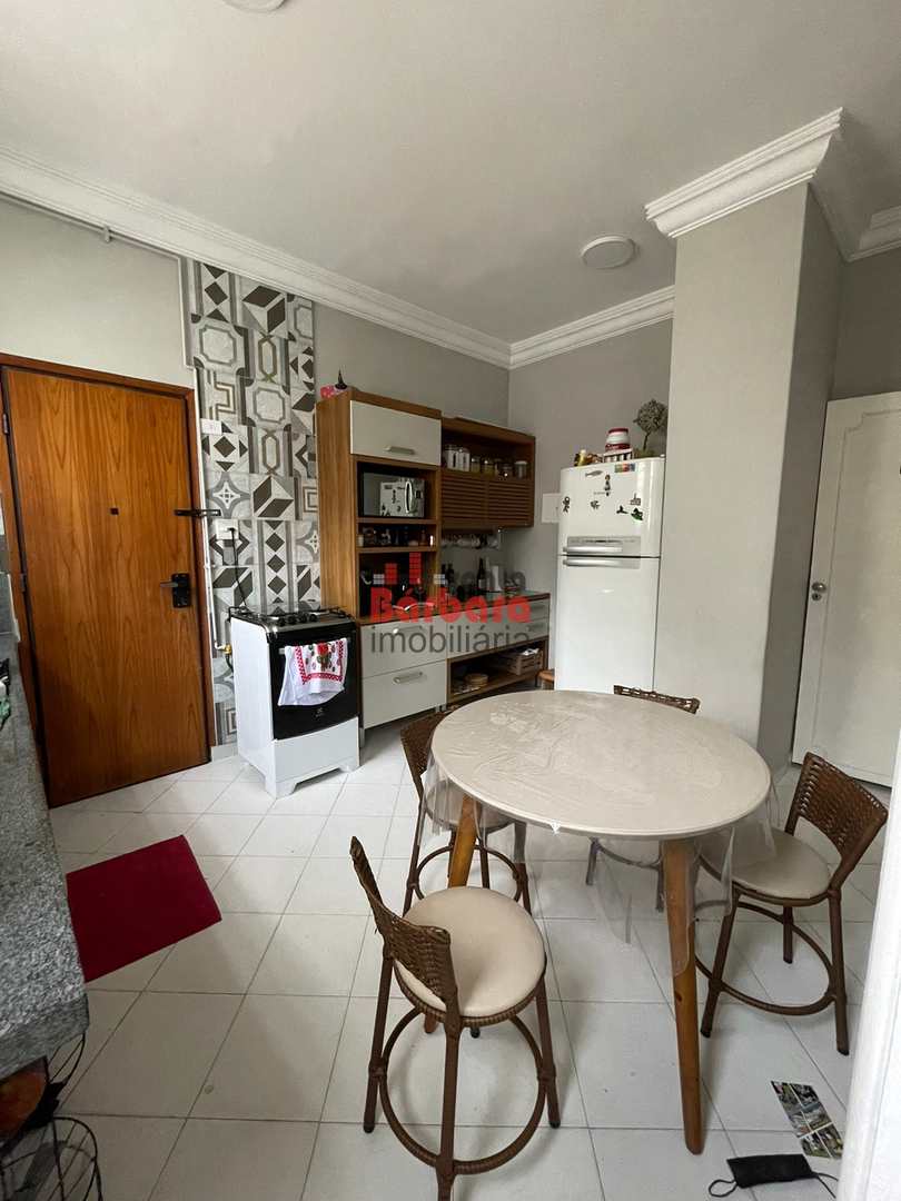 Apartamento à venda com 4 quartos, 194m² - Foto 5