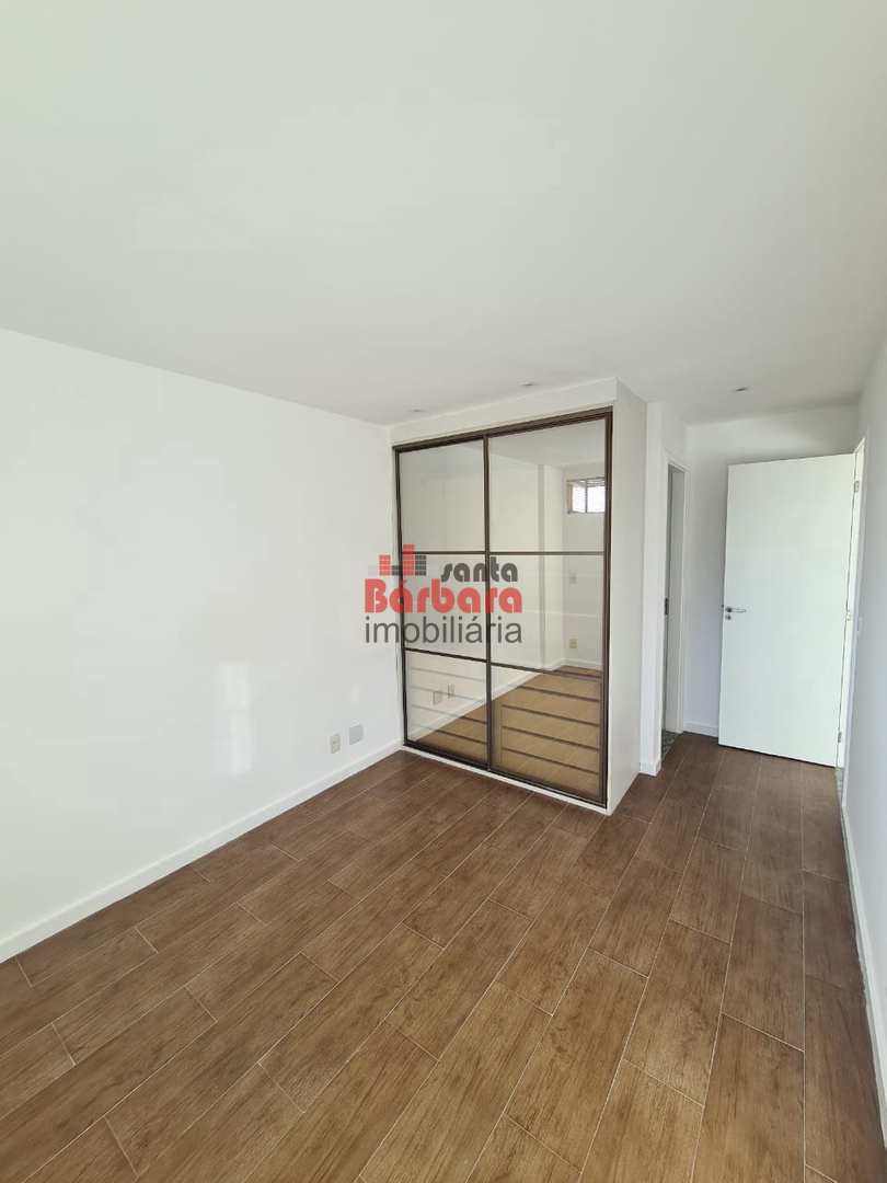 Apartamento à venda com 2 quartos, 65m² - Foto 2