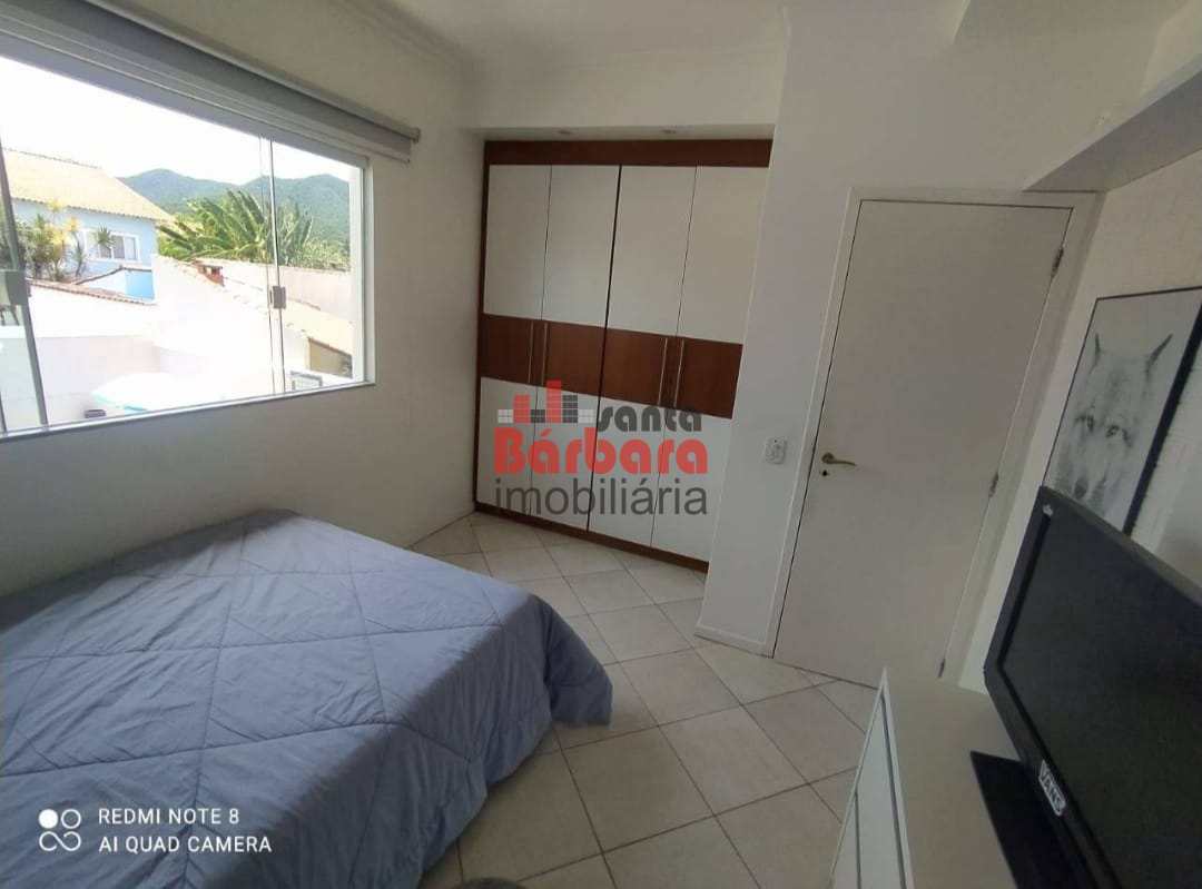 Casa à venda com 4 quartos, 240m² - Foto 11