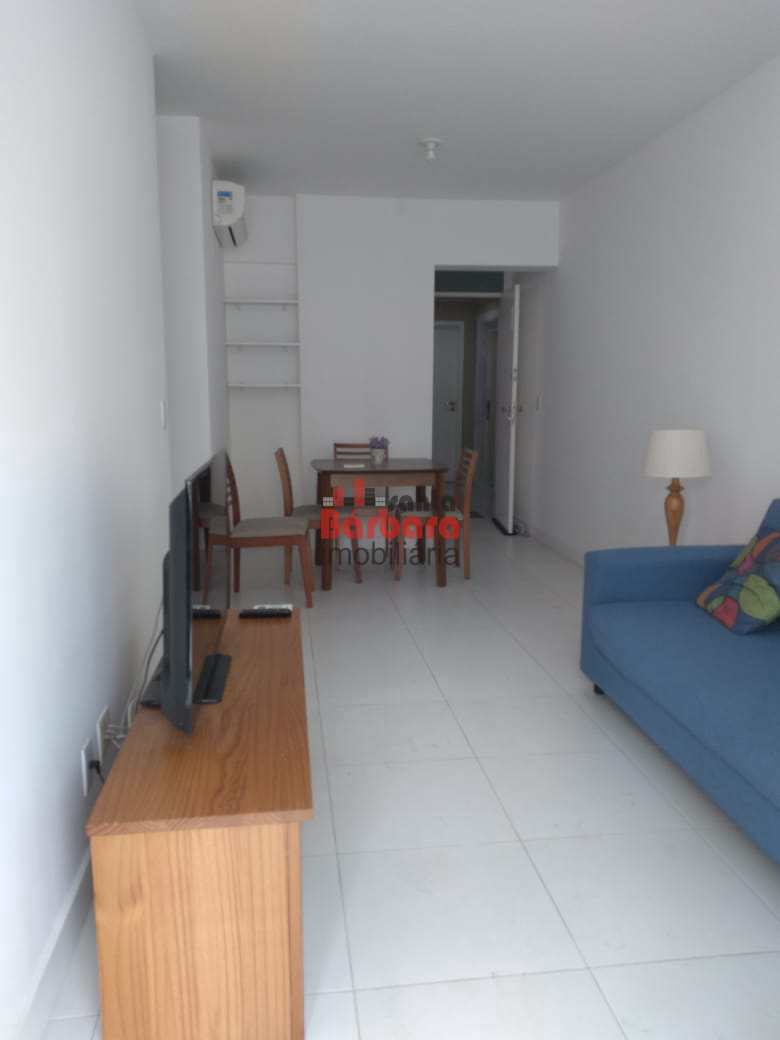 Apartamento à venda com 2 quartos, 85m² - Foto 2