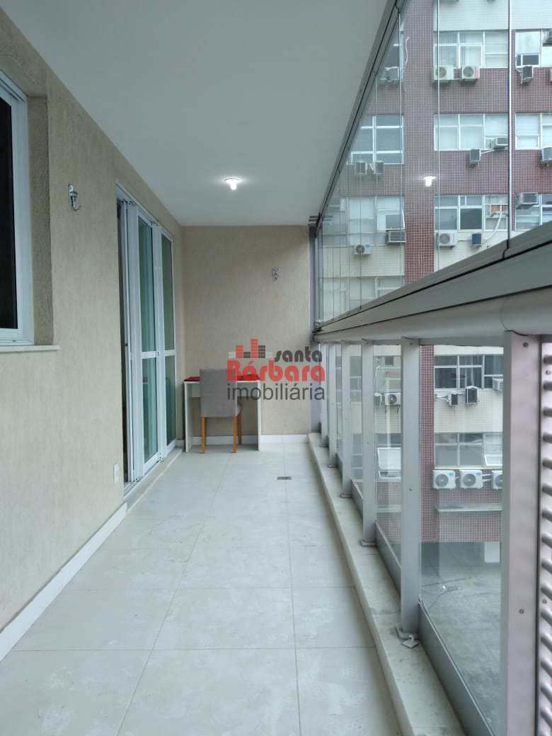 Apartamento à venda com 2 quartos, 85m² - Foto 1