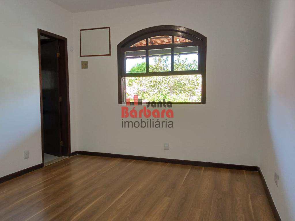 Casa à venda com 5 quartos, 340m² - Foto 15