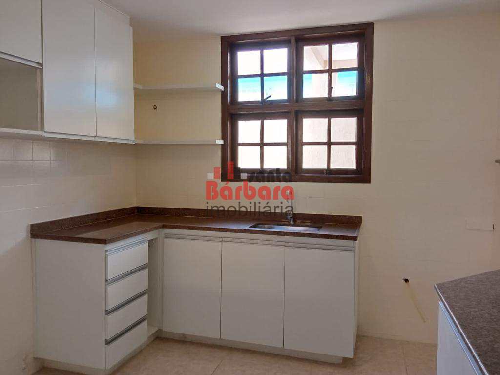 Casa à venda com 5 quartos, 340m² - Foto 35