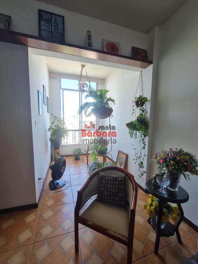 Apartamento à venda com 2 quartos, 75m² - Foto 21