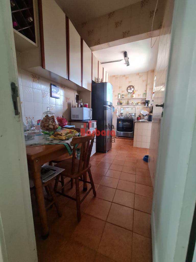 Apartamento à venda com 2 quartos, 75m² - Foto 18