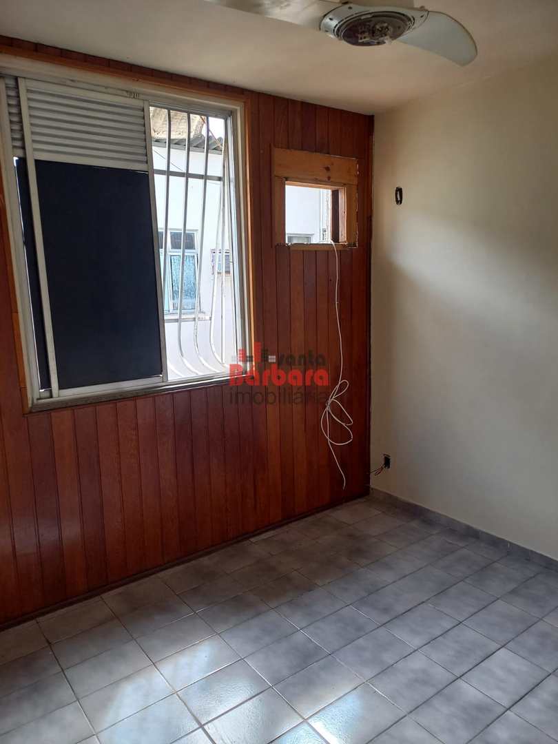 Apartamento à venda com 2 quartos, 60m² - Foto 4