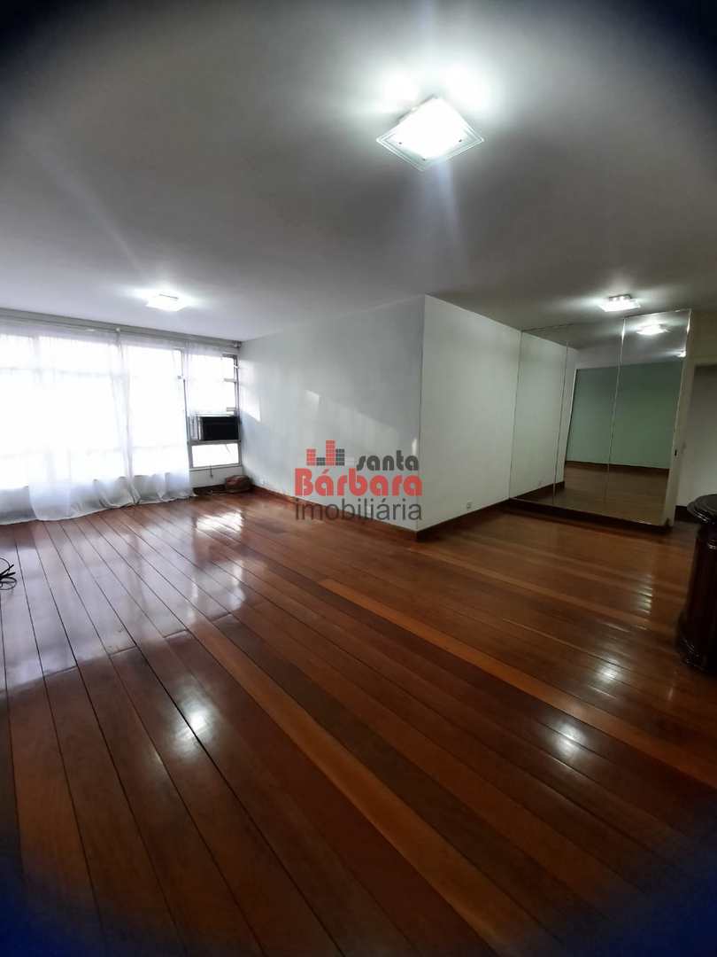 Apartamento à venda com 3 quartos, 140m² - Foto 4