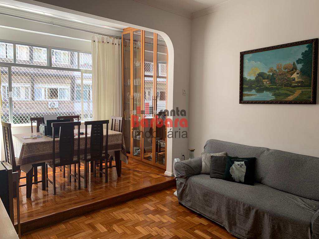 Apartamento à venda com 3 quartos, 130m² - Foto 2