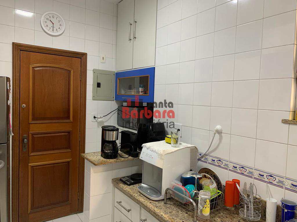 Apartamento à venda com 3 quartos, 130m² - Foto 8