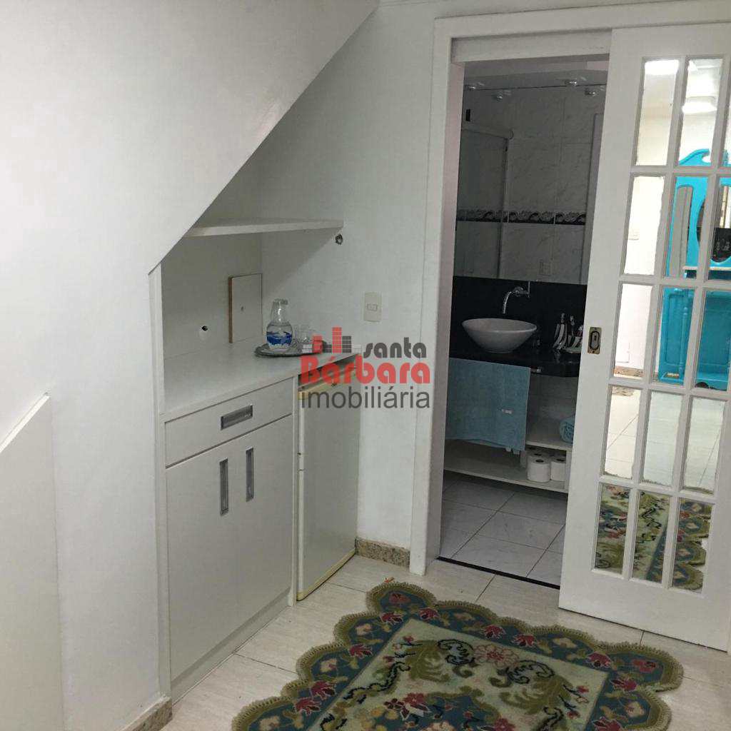 Casa à venda e aluguel com 4 quartos, 300m² - Foto 31